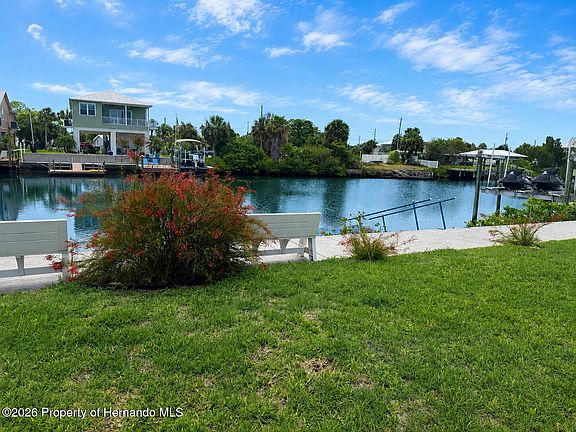5th image of 4502 Bahama Dr