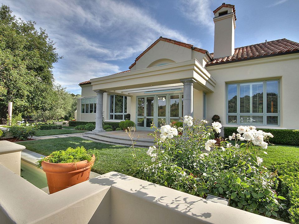 1st image of 21836 Villa Oaks Ln