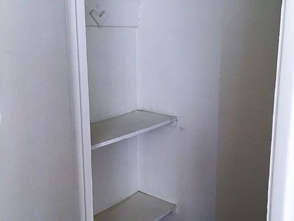4th image of 1602 1/2 Pacific Beach Dr #1602-1/2
