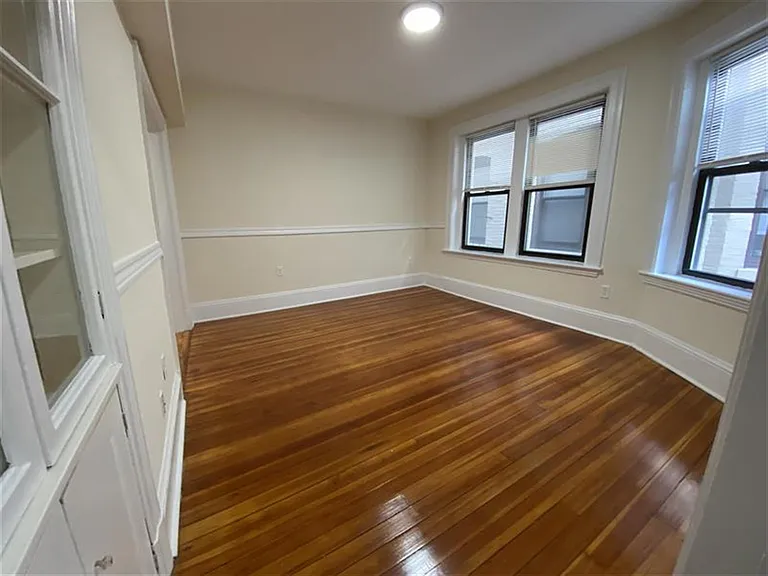885 Massachusetts Ave #10 — Photo 6