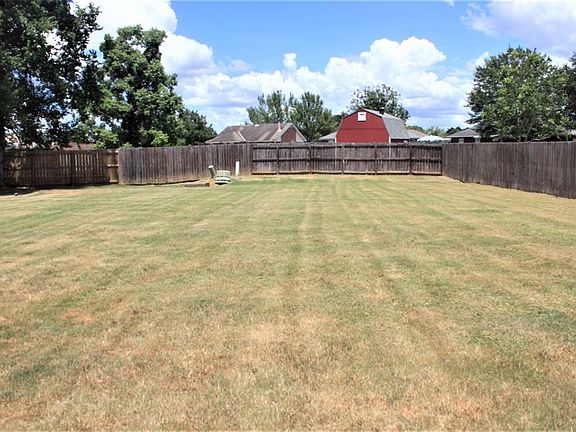 4th image of 5719 Sweet Meadow Dr