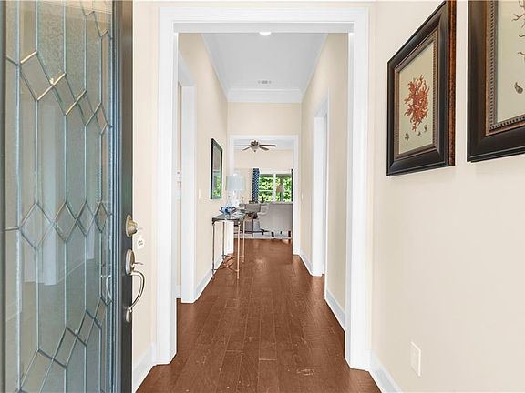2nd image of 3028 Scarlet Oak Ln