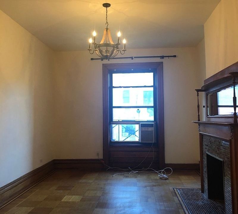 1st image of 129 W 75th St APT 4R