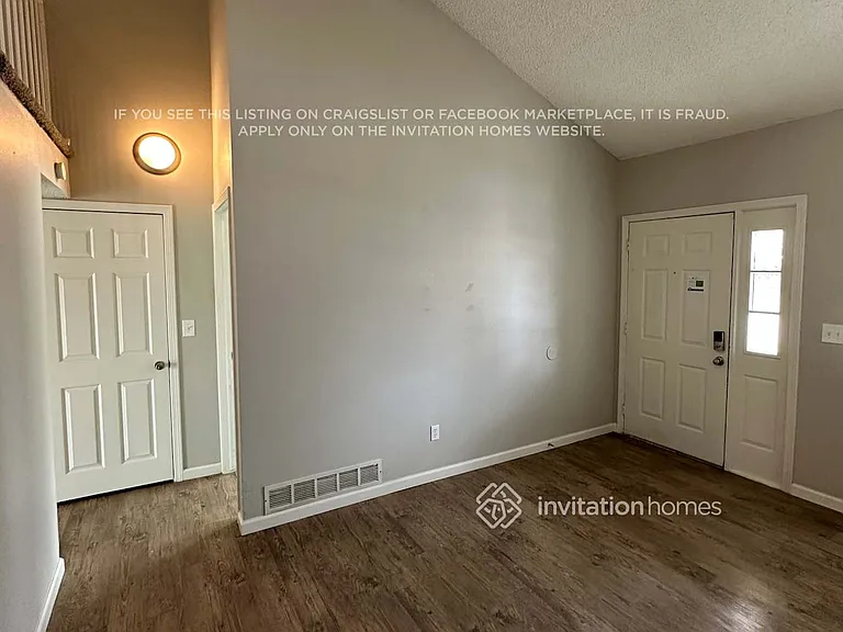 19322 E Purdue Cir — Photo 5