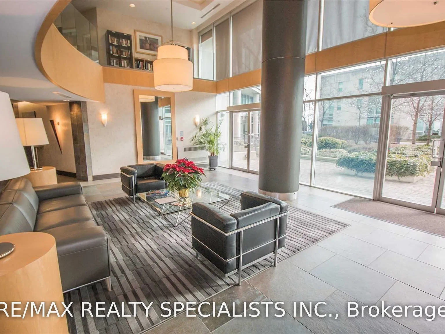 2 bed, $2,600 — Photo 2