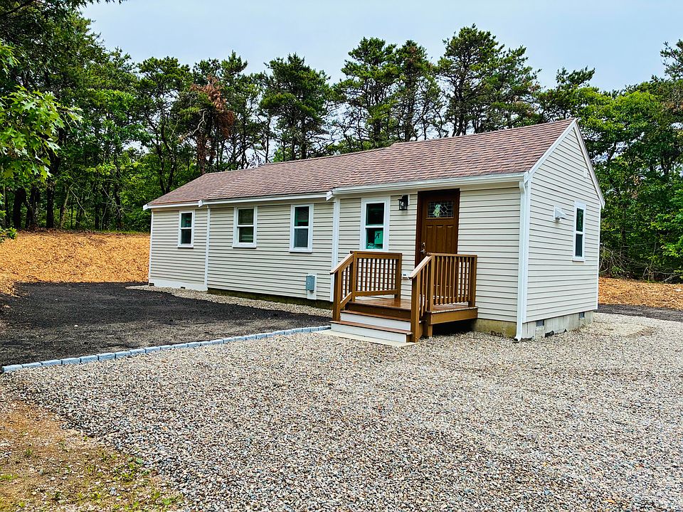 1st image of 95 Shore Road #8