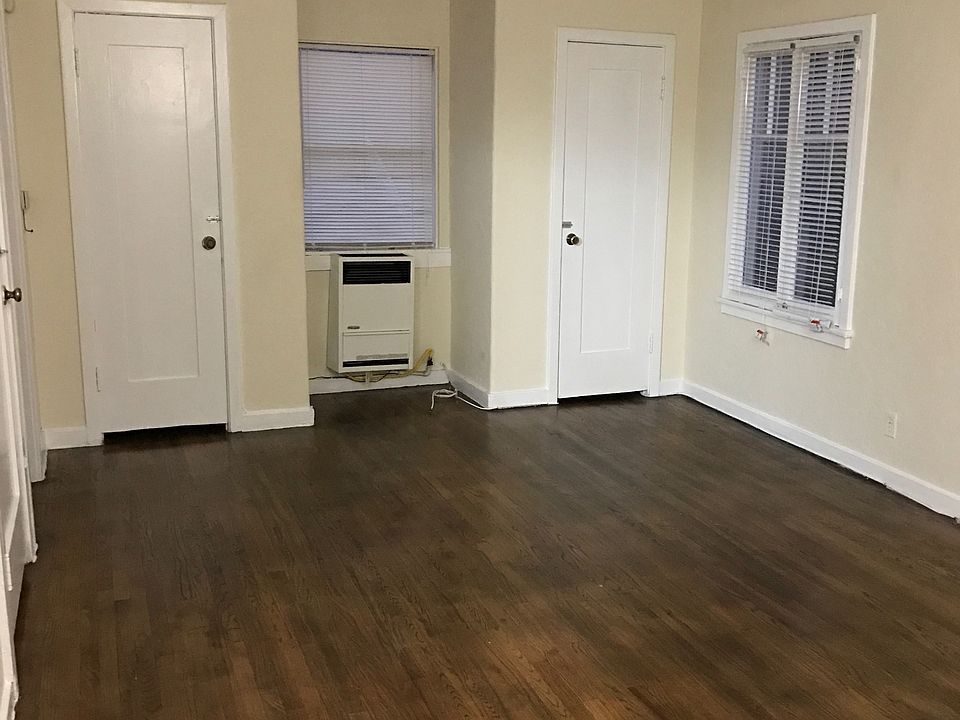 1st image of 7408 Fountain Ave