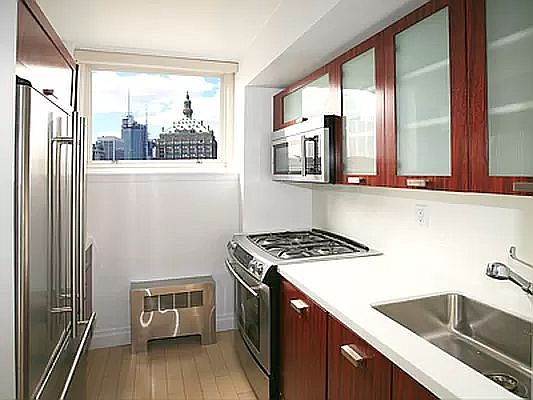 3rd image of 212 E 47th St Penthouse A