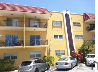 5100 SW 41st St APT 111, Hollywood, FL 33023