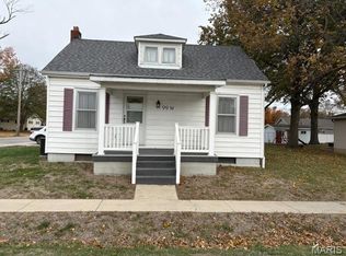 99 W Elm St, Aviston, IL 62216