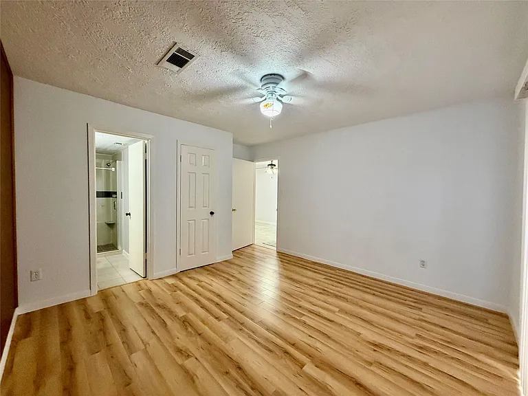 7214 Crownwest St #7214 — Photo 13