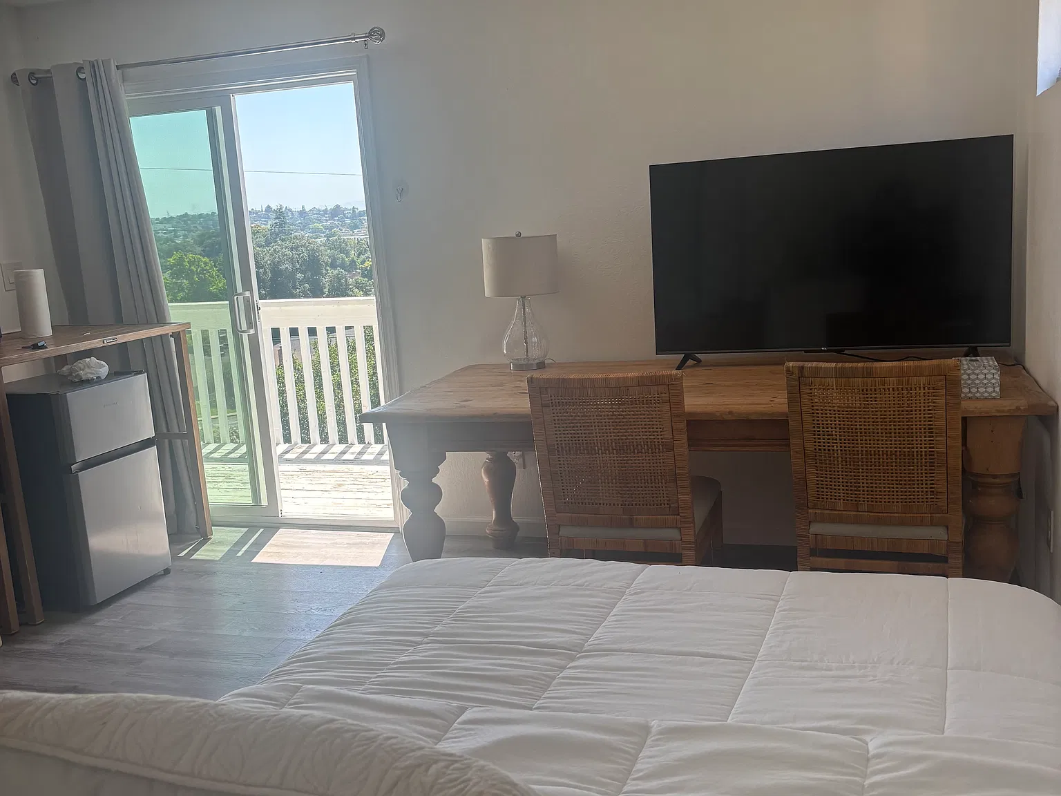1 bed, 1.5 bath, 400 sqft, $1,500 — Photo 2