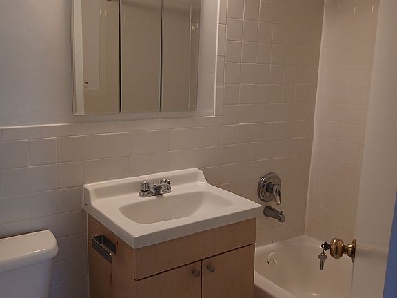 5th image of 280 Luis M Marin Blvd #8W