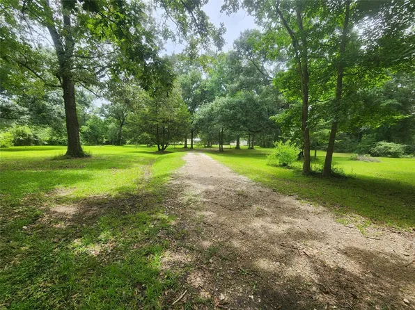 11345 Crossno Dr, Cleveland, TX 77328