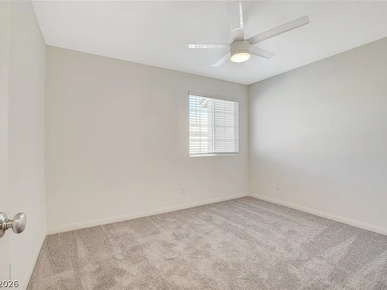 2615 Esposende St — Photo 38
