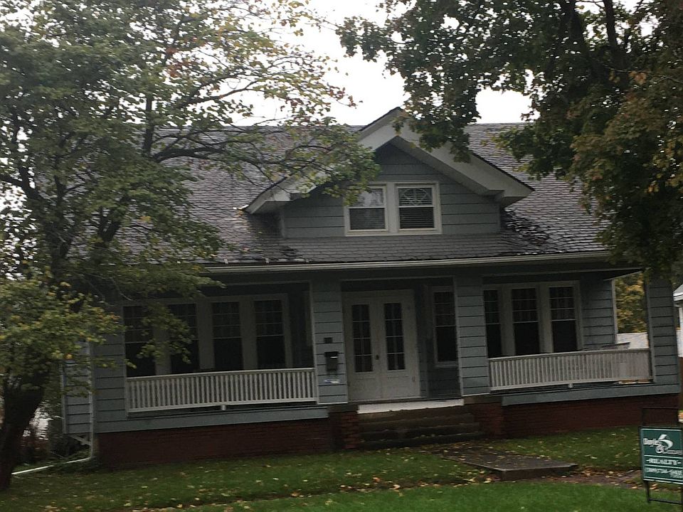 1st image of 904 West Broadway