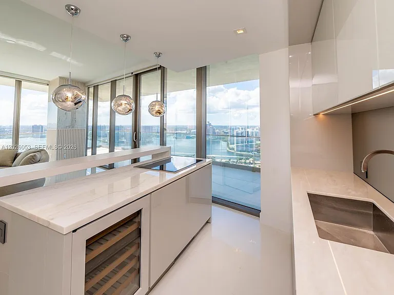 18975 Collins Ave #3105 — Photo 7