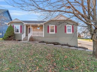 1868 Current St, Liberty, MO 64068