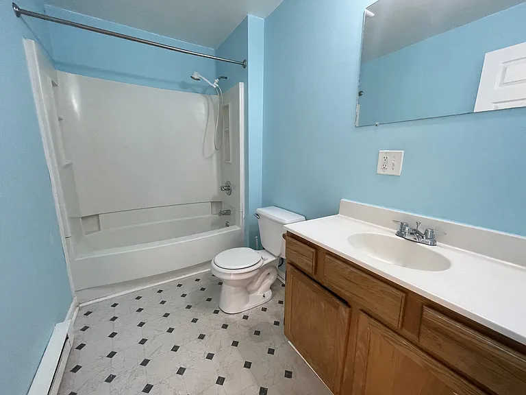 616 W Franklin St #2 — Photo 12