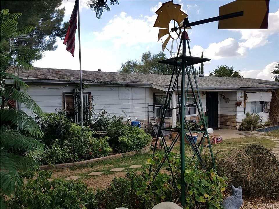 1st image of 12854 Country Pl