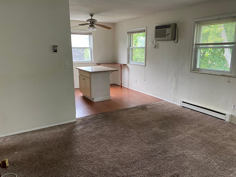 1117 Lewis St Rossford, OH, 43460 Apartments for Rent Zillow