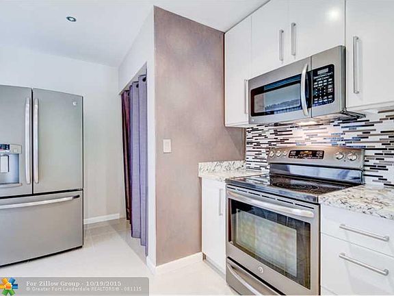 5th image of 348 Fairway Cir #38