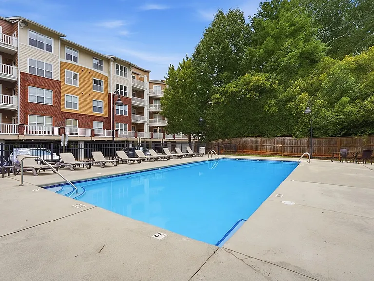 1000 E Woodlawn Rd #216 — Photo 6