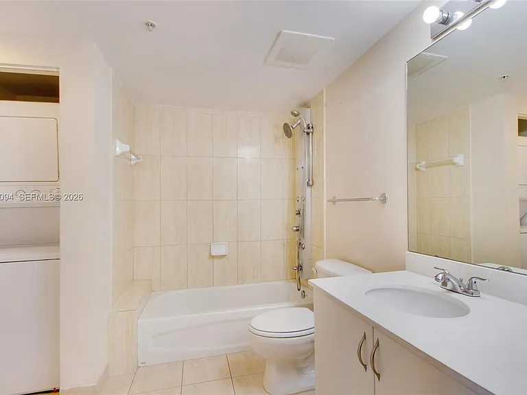 1750 N Bayshore Dr #3111 — Photo 12