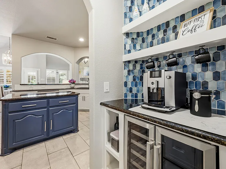 2251 Cold Water Dr — Photo 14