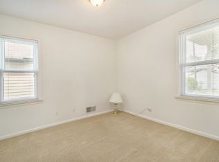 11 Rounseville St, New Bedford, MA 02745