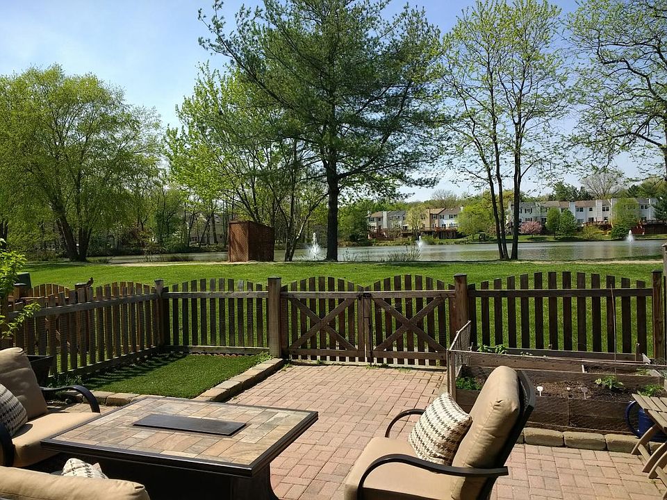 Back of the house with lake views - 1