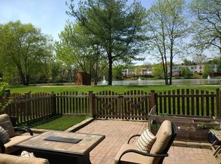 7188 Lake Cove Dr, Alexandria, VA 22315
