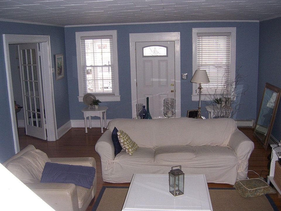 Right side living rm