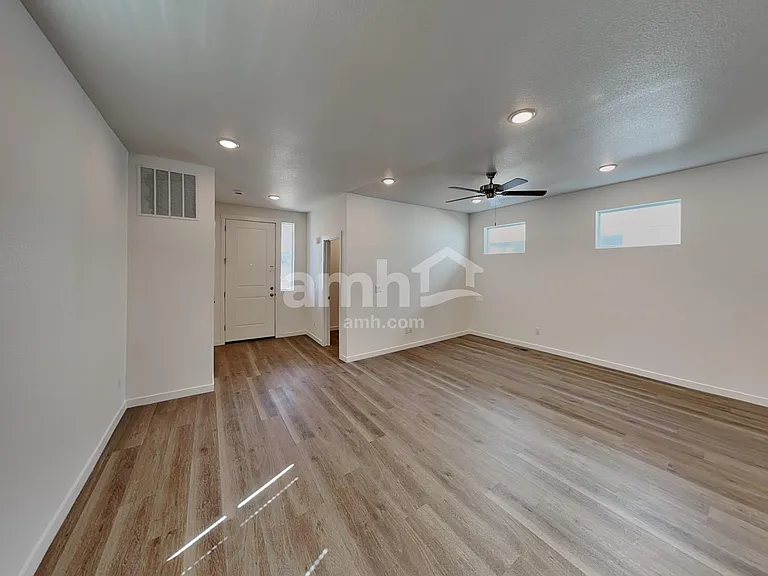 23693 E 3rd Pl — Photo 6