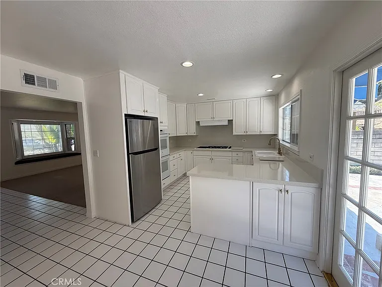 5901 Casson Dr — Photo 3