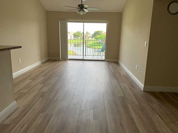 4th image of 7824 Sonoma Springs Cir APT 308
