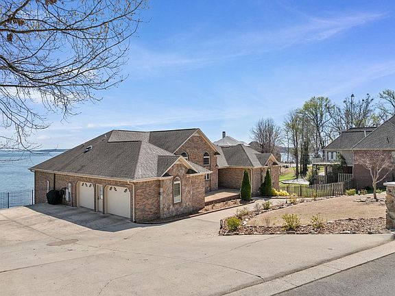 5th image of 1424 Sky Park Rd