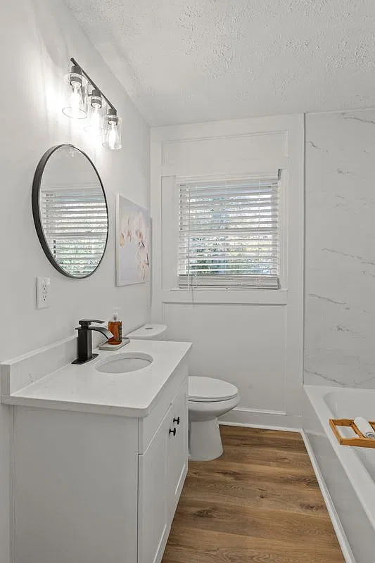 4 bed, 2.0 bath, 1544 sqft, $2,200 — Photo 2
