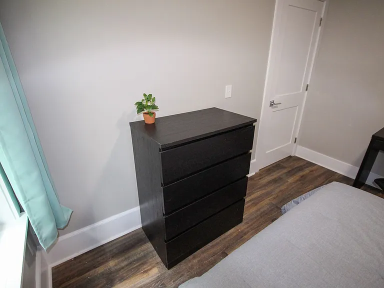 522 Stewart Ave — Photo 52