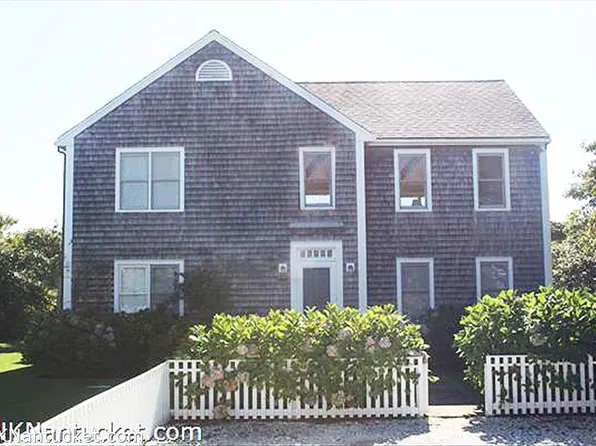 18 Arlington St, Nantucket, MA 02554