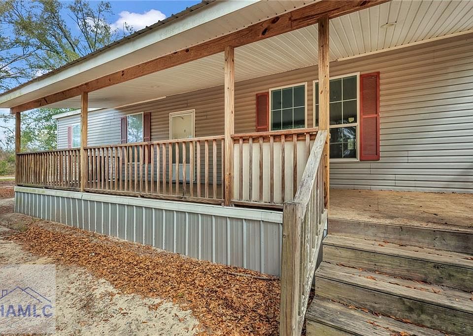 1st image of 47 Yellow Pine Rd