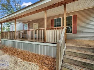47 Yellow Pine Rd, Jesup, GA 31545