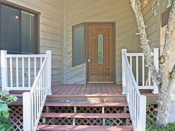 4th image of 2216 Dublin Dr NW