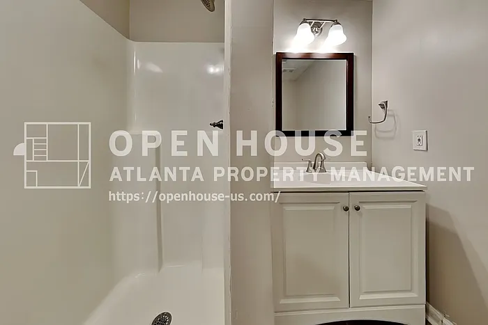 2290 Huntington Dr — Photo 20