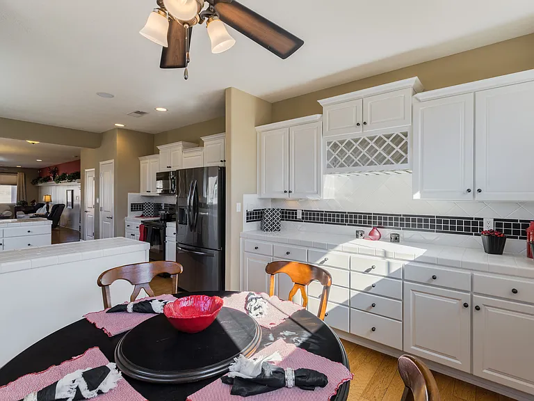 721 Promenade Trl SW — Photo 9