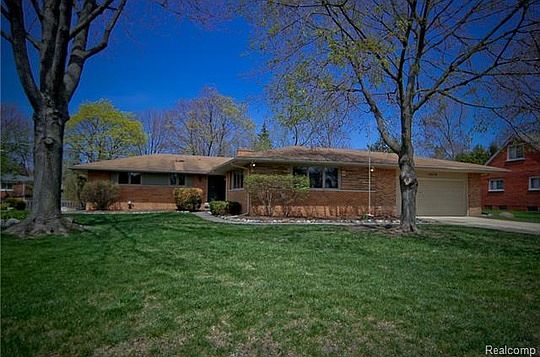1st image of 32372 Old Forge Ln