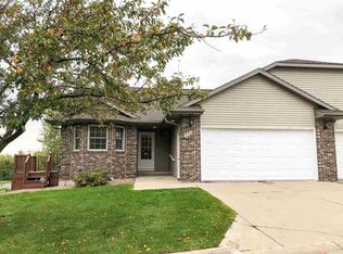 404 Arthur St, Gladbrook, IA 50635
