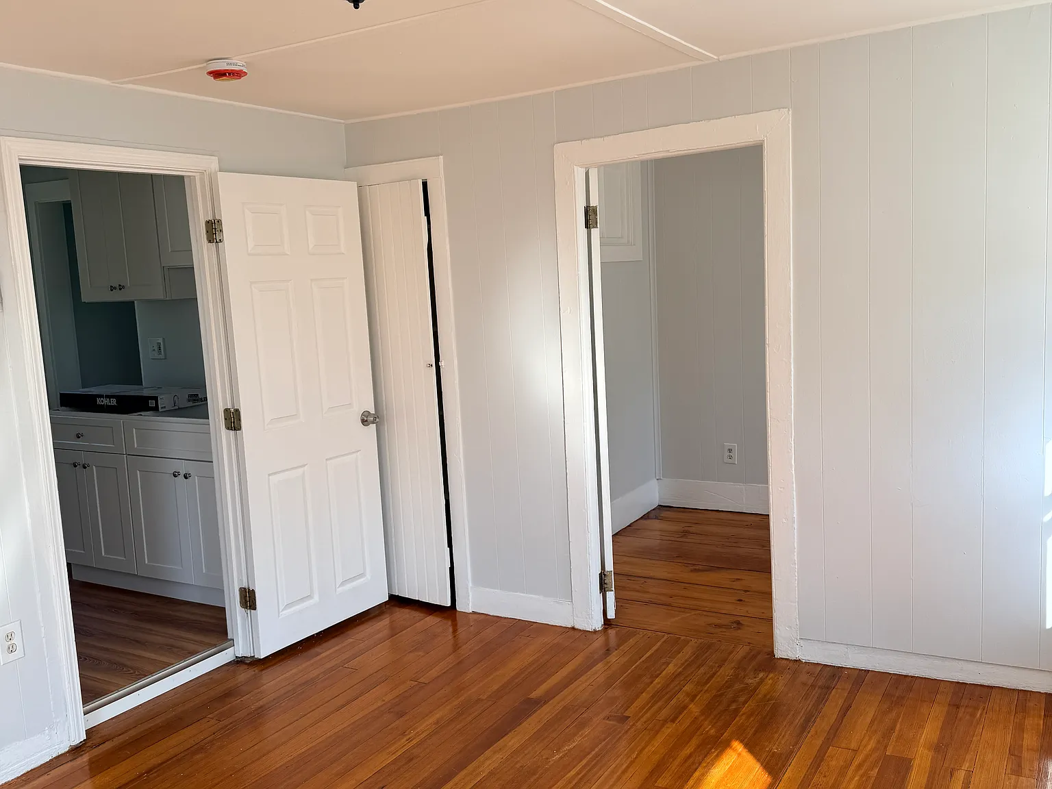 1 bed, 1.0 bath, $2,200 — Photo 3