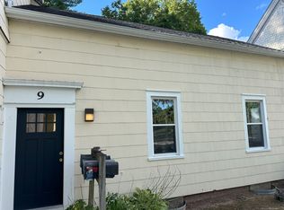 9-13 Chestnut St #1, Manchester, CT 06040