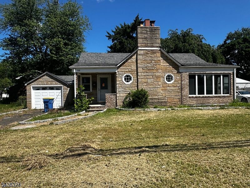 1st image of 709 Huff Ave